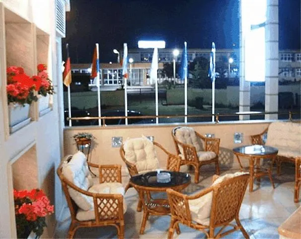 Filippos Hotel Nea Moudania 2*,